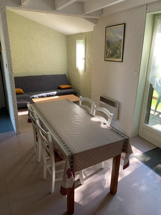 Camping Le Saillet Lestelle-Bétharram Exteriér fotografie